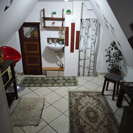 Mansarda Din Poveste Brassó