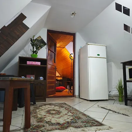 Apartman Mansarda Din Poveste